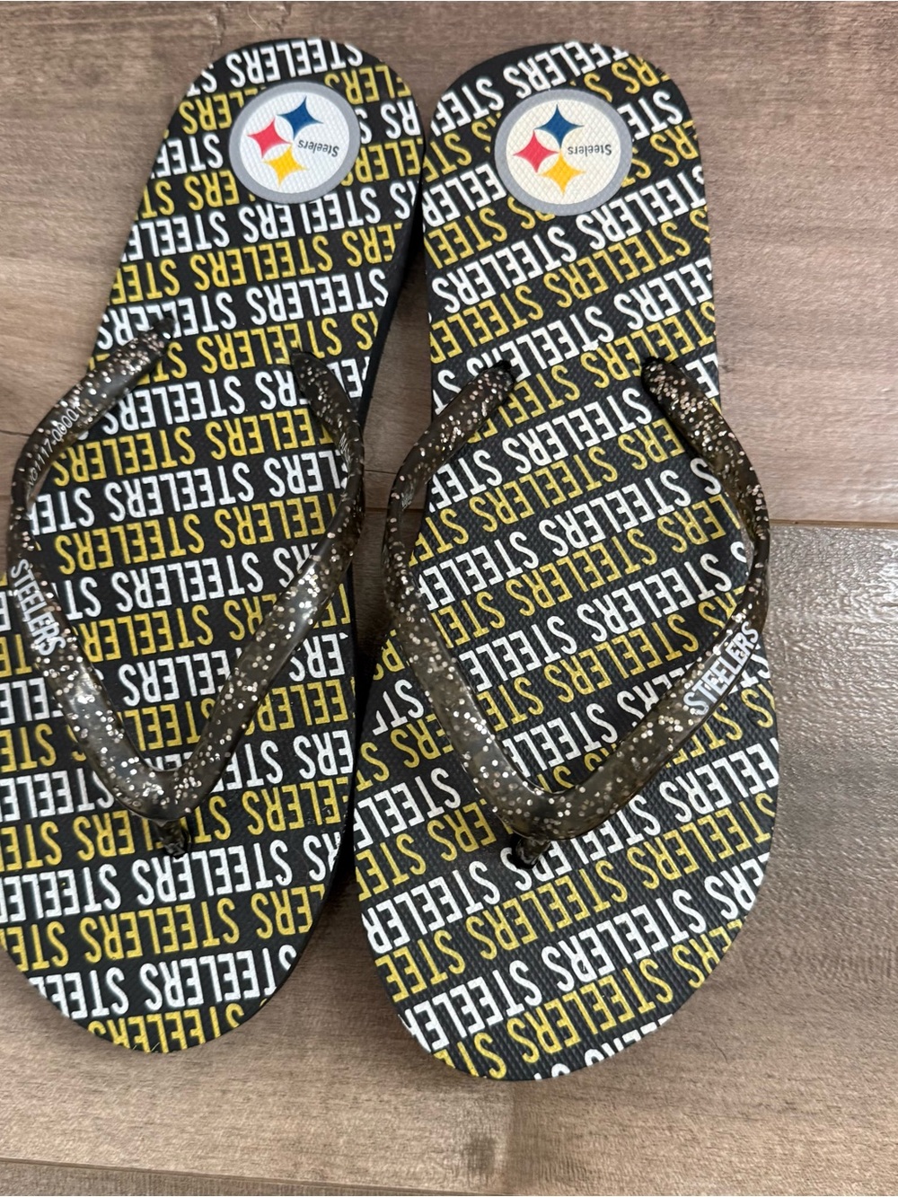 NEW Pittsburgh Steelers Flip Flop Sandals W 9.5 Thong NFL Football Black Gold